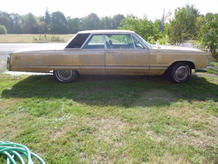 Thumbnail Photo undefined for 1967 Chrysler Imperial Crown